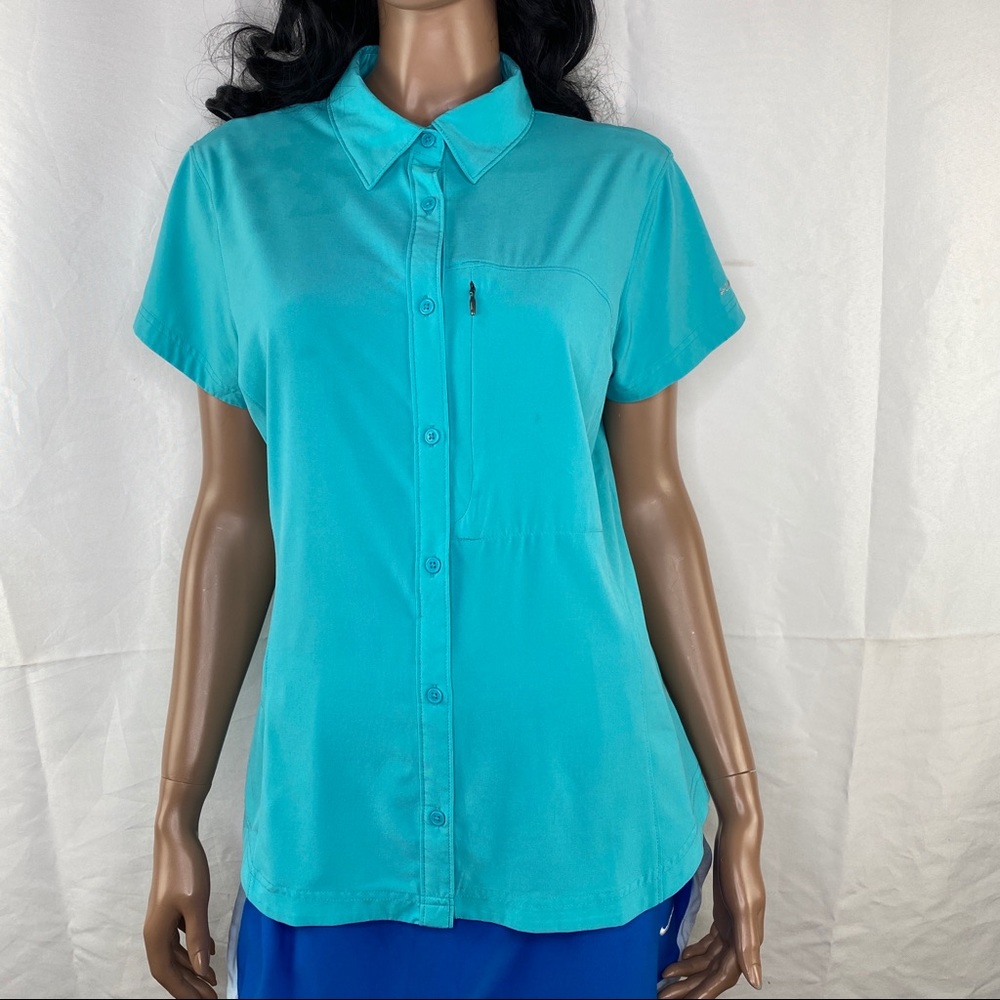 COLUMBIA Women’s Green Wingfield Spring Top